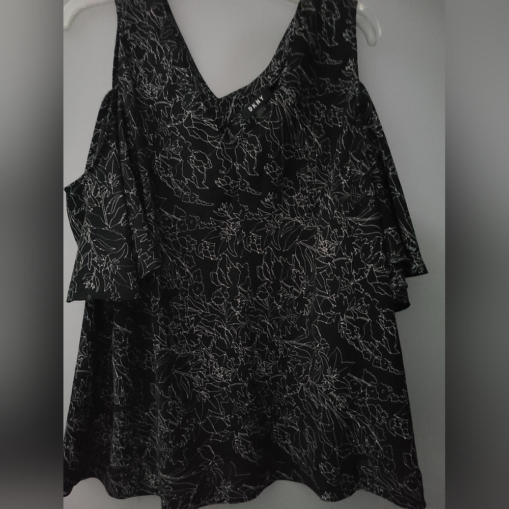 DKNY Black Floral Women's Cold Shoulder Top